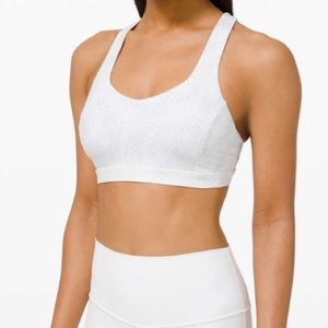 Lululemon Free To Be Serene Bra *Light Support, C/D Cup